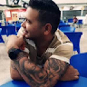 Meet your Posher, Cesar